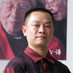 何文君